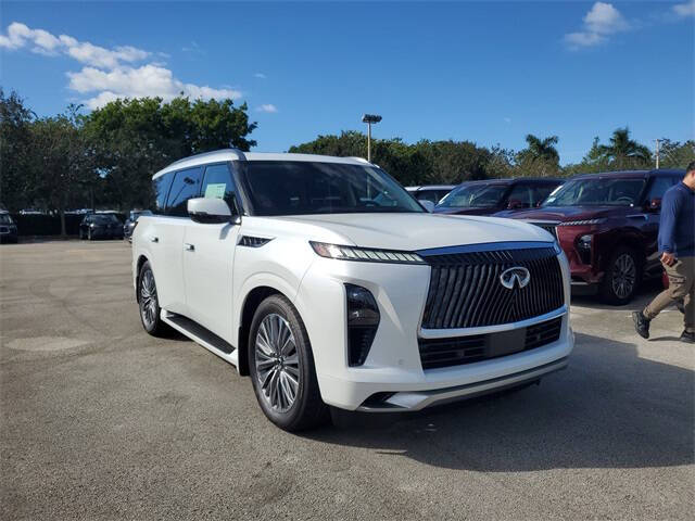 2026 Infiniti QX80 Luxe