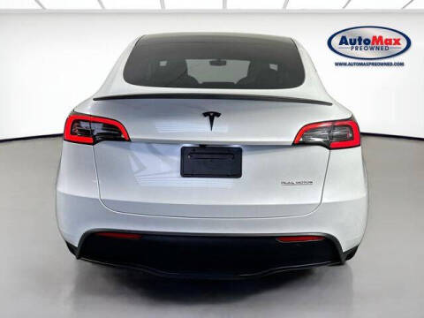 2024 Tesla Model Y Performance