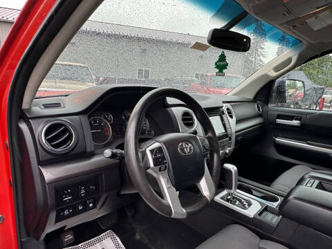 2016 Toyota Tundra SR5