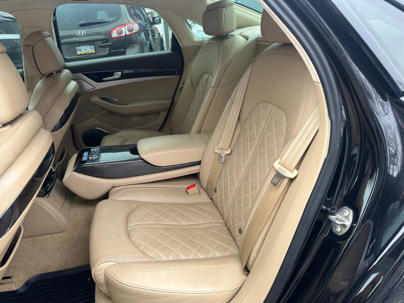 2015 Audi S8 4.0T quattro