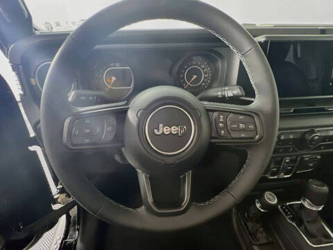 2026 Jeep Gladiator Sahara