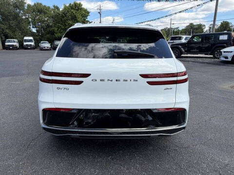 2026 Genesis GV70