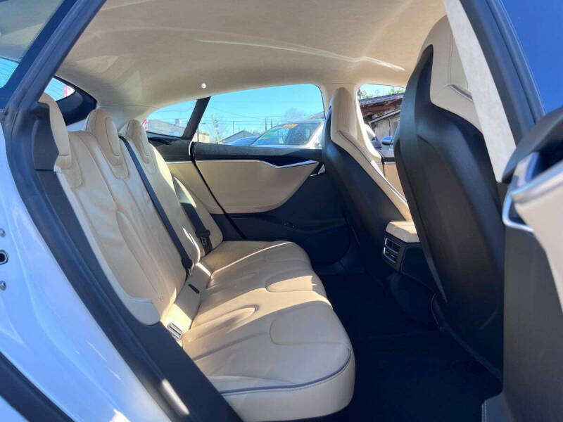 2013 Tesla Model S Performance