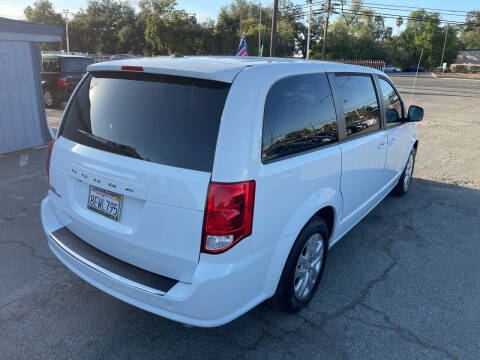 2018 Dodge Grand Caravan SE