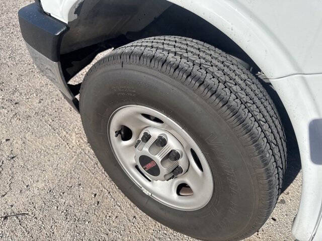 2024 GMC Savana 2500