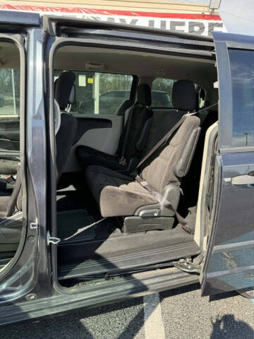 2014 Dodge Grand Caravan American Value Package