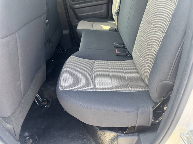 2012 RAM 1500 ST