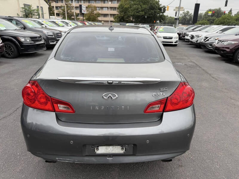 2010 Infiniti G37 Sedan x