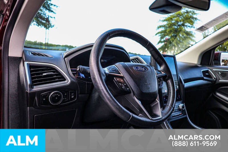 2024 Ford Edge Titanium