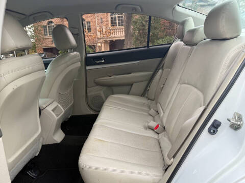 2014 Subaru Legacy 2.5i