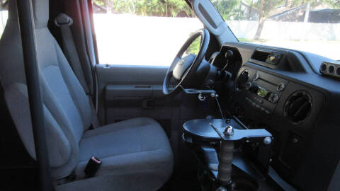 2013 Ford E-Series E-350 SD