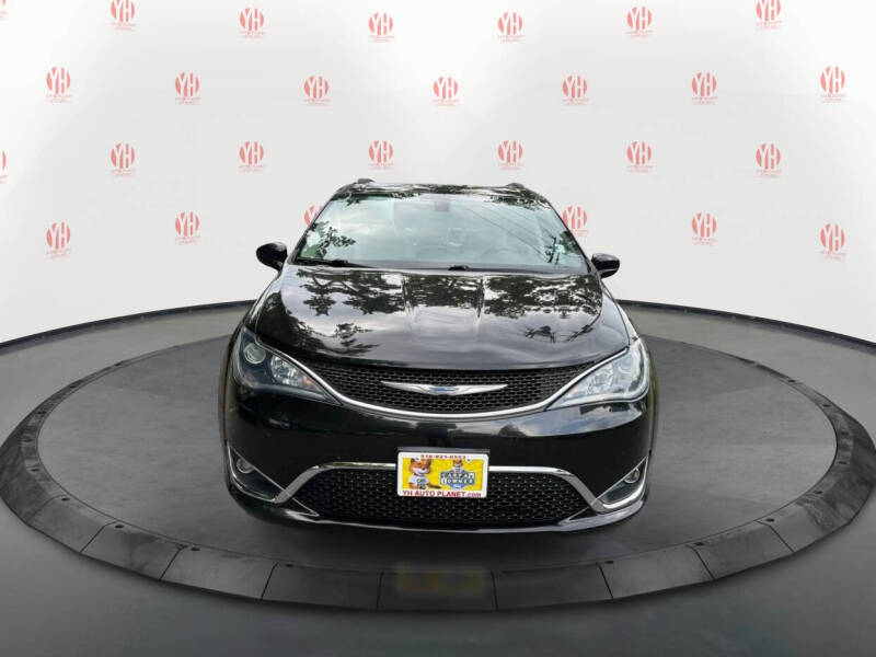2018 Chrysler Pacifica Touring L Plus