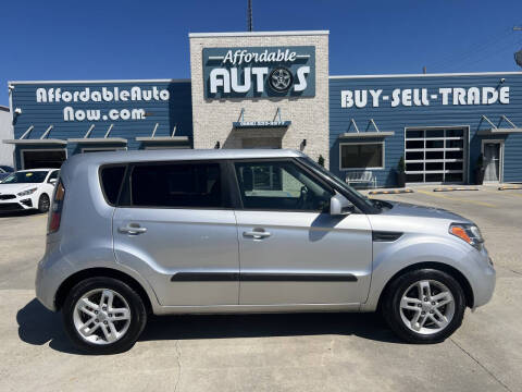 2011 Kia Soul +