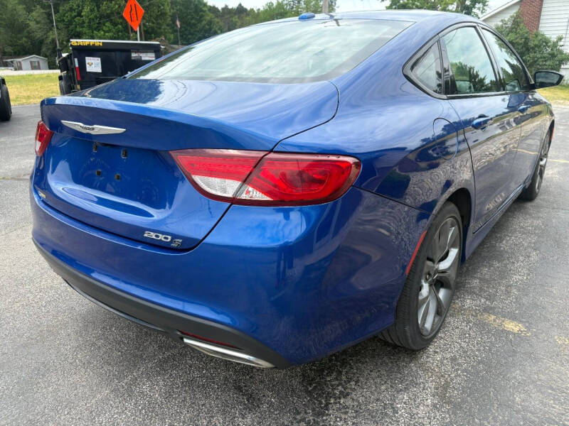 2015 Chrysler 200 S