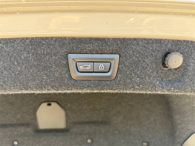 2022 BMW 5 Series 540i