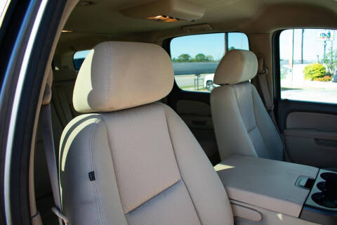 2012 Chevrolet Suburban LS