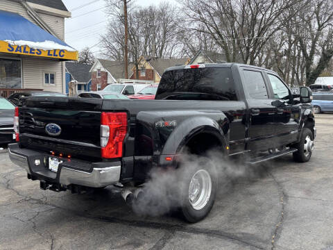 2022 Ford F-350 Super Duty XL