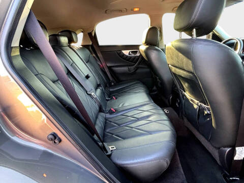 2009 Infiniti FX35