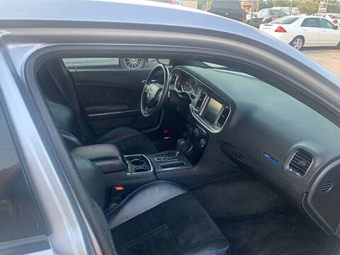 2013 Dodge Charger R/T Plus