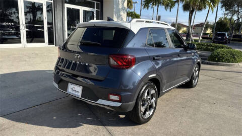 2022 Hyundai Venue Limited