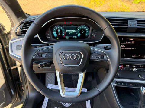 2025 Audi Q3 quattro S line Premium 45 TFSI