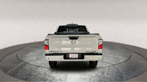 2022 Nissan Titan SV