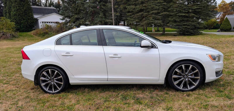 2015 Volvo S60 T6 Drive-E Platinum