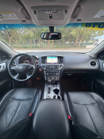 2018 Nissan Pathfinder SL