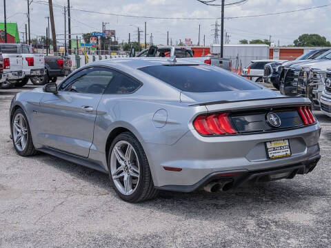 2020 Ford Mustang