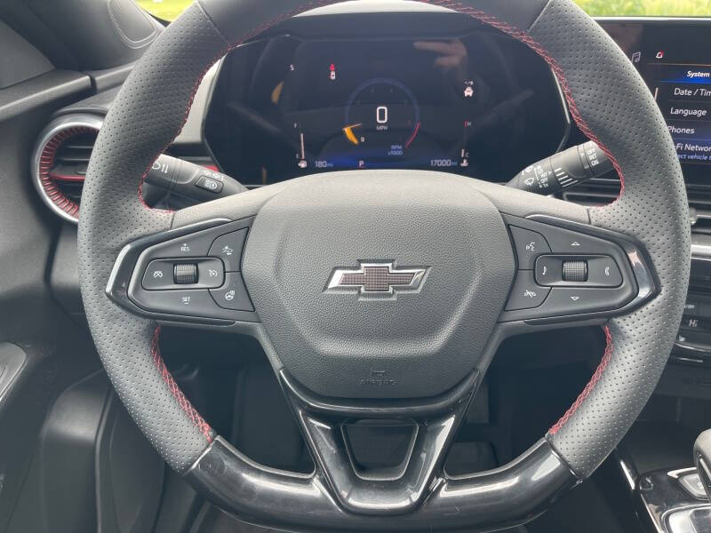 2024 Chevrolet Trax RS