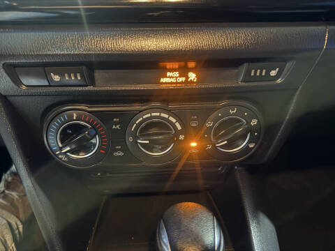 2015 Mazda MAZDA3 i Touring