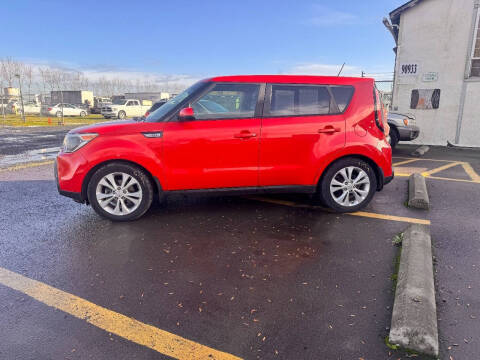 2015 Kia Soul +