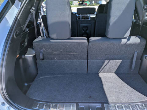 2022 Mitsubishi Outlander ES