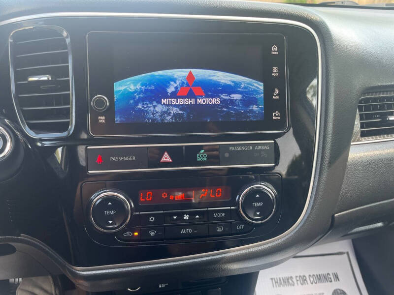 2019 Mitsubishi Outlander SEL