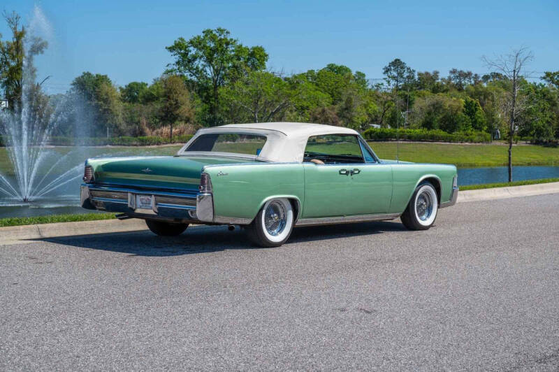 1965 Lincoln Continental