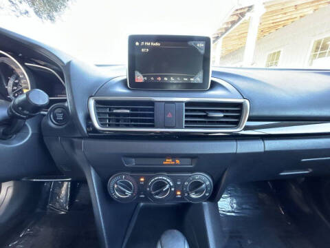 2016 Mazda MAZDA3 i Touring