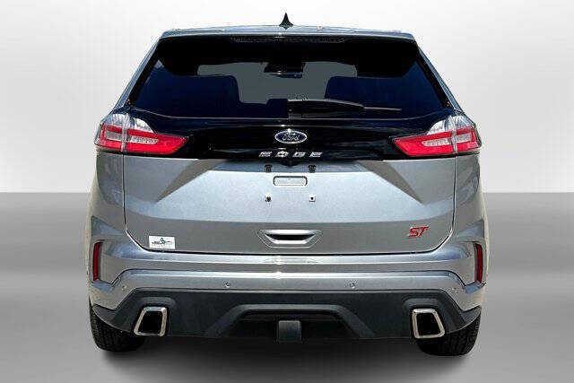 2022 Ford Edge ST