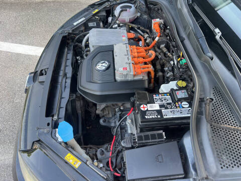 2015 Volkswagen e-Golf SEL Premium