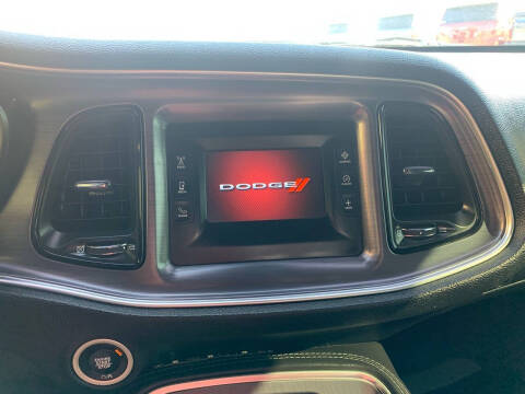 2016 Dodge Challenger SXT