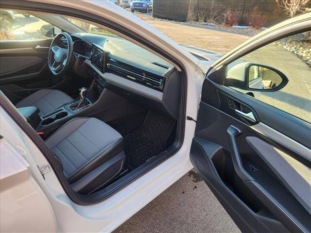 2025 Volkswagen Jetta SE