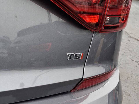 2017 Volkswagen Passat 1.8T SEL Premium