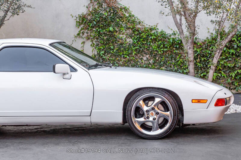 1987 Porsche 928 S4