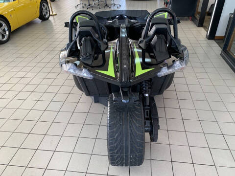 2023 Polaris Slingshot