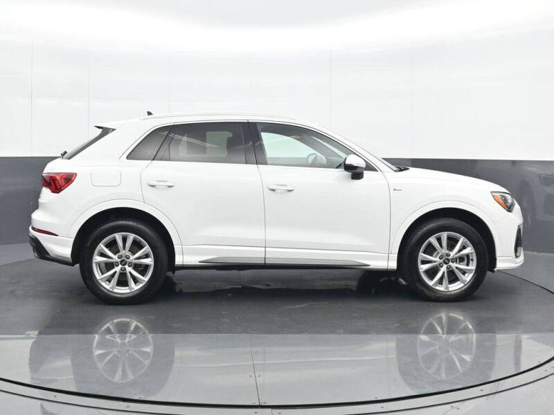 2022 Audi Q3 quattro S line Premium 45 TFSI