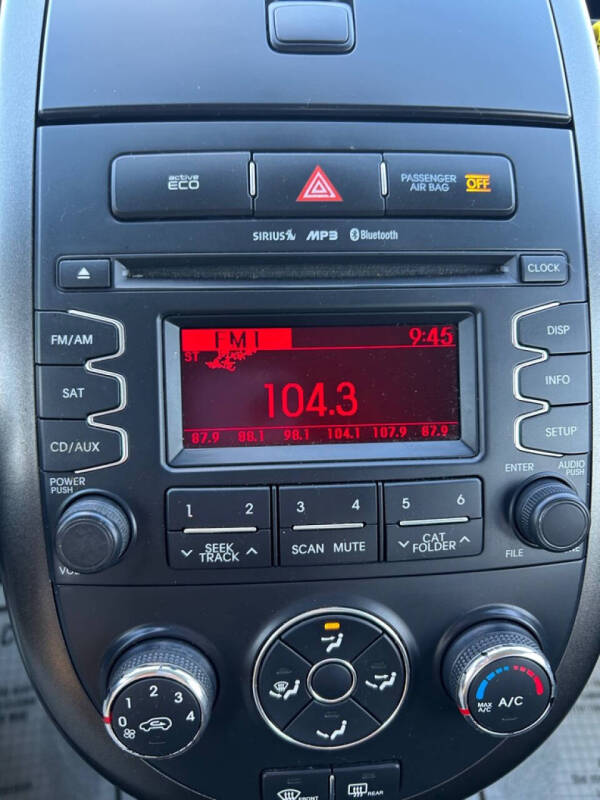 2013 Kia Soul +