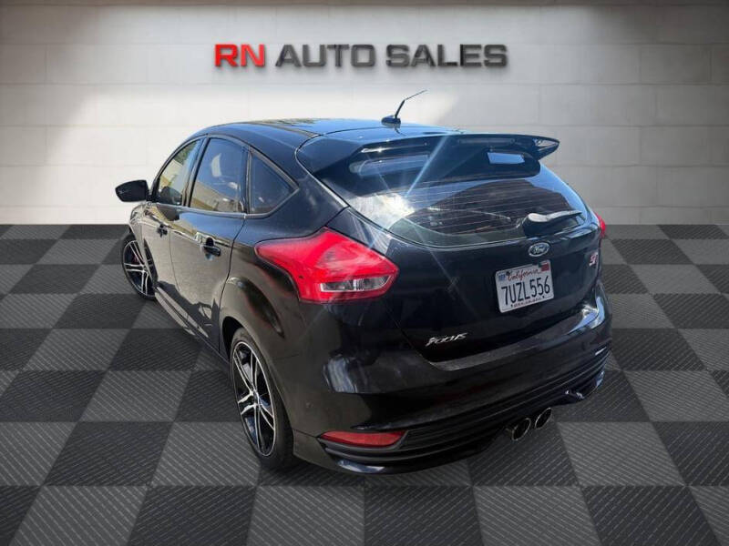 2016 Ford Focus ST
