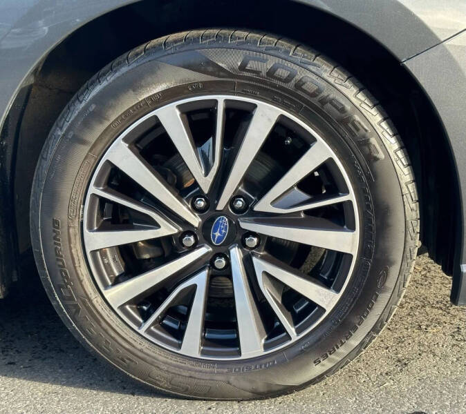 2018 Subaru Legacy 2.5i Premium
