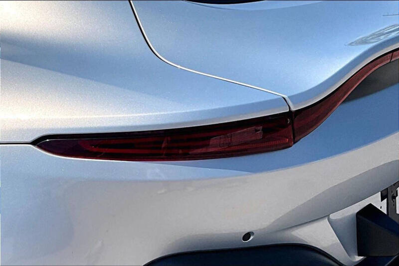 2019 Aston Martin Vantage
