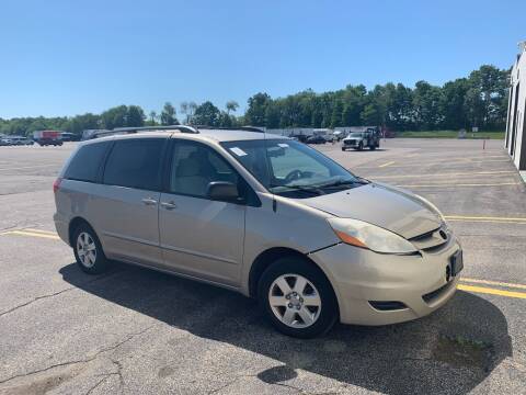 2006 Toyota Sienna for sale at Trocci's Auto Sales in West Pittsburg PA