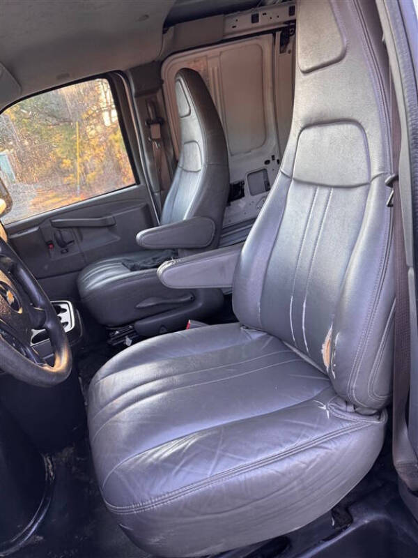 2019 Chevrolet Express 2500